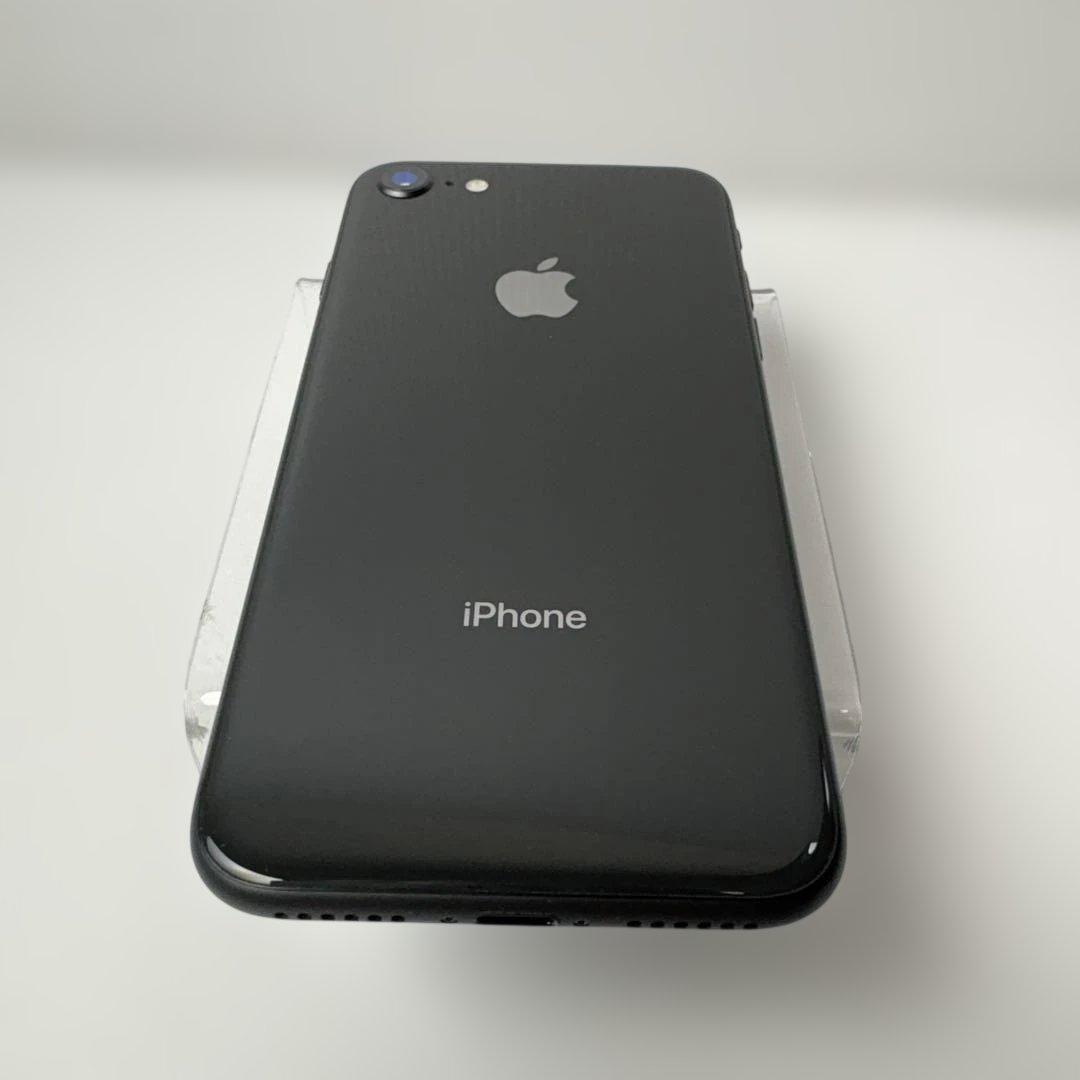 iPhone 8 本体　docomoSIMロック　アクティベート可能　動作確認済