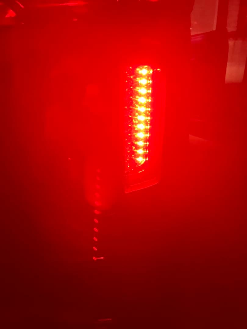 Valenti　LEDテールランプ　ロアテール　クリア エルグランドE52