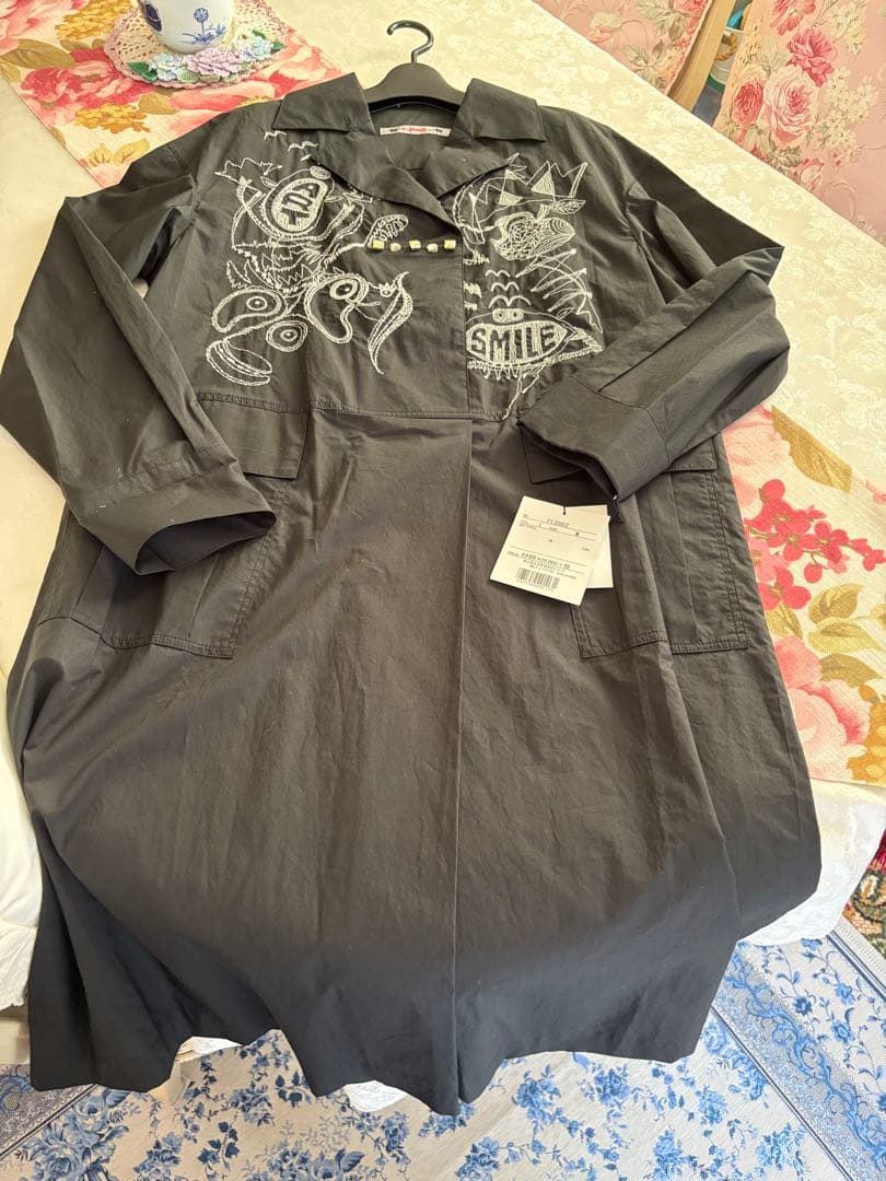 大幅お値下げ致しました　アルベロベロ 新品 ブラック刺繍チュニック　ワンピース