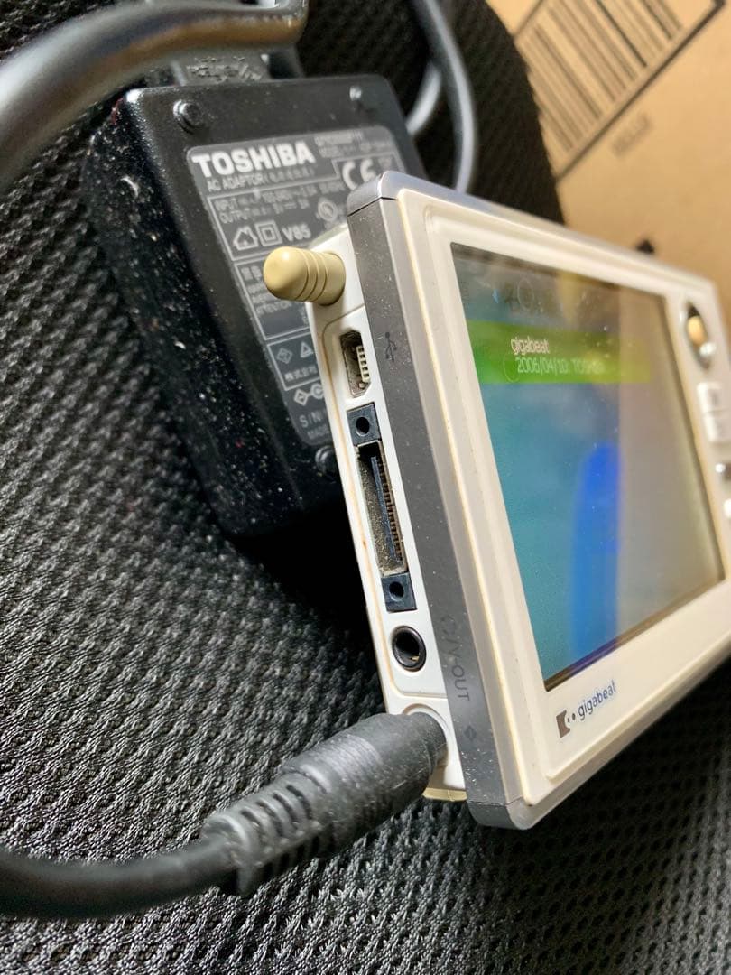 東芝　ギガビート　MEV30E