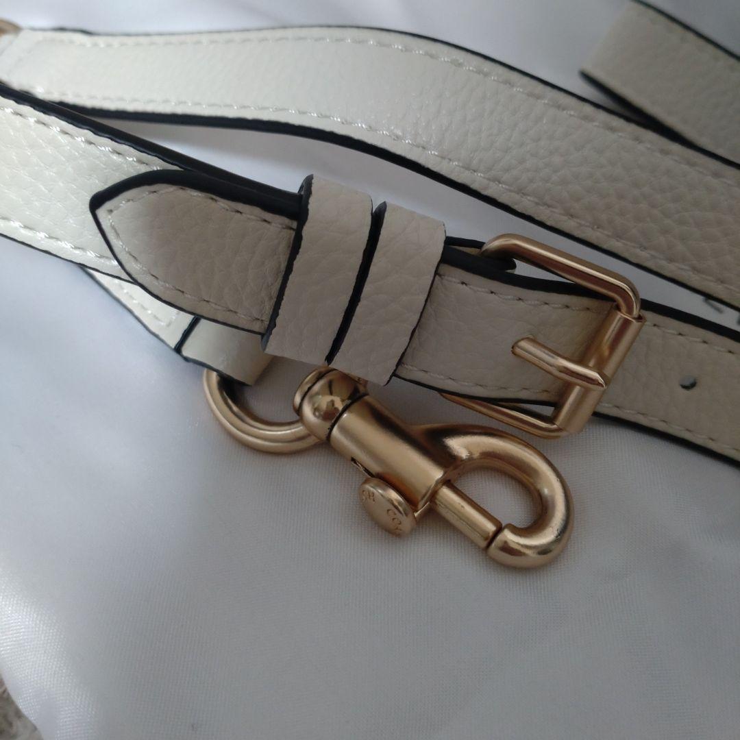 COACH ショルダーバッグ　デンプシー デニム シグネチャー　コーチ保存袋付き