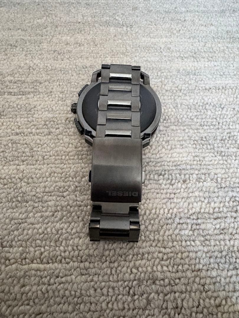 ディーゼル　スマートウォッチ　AXIAL