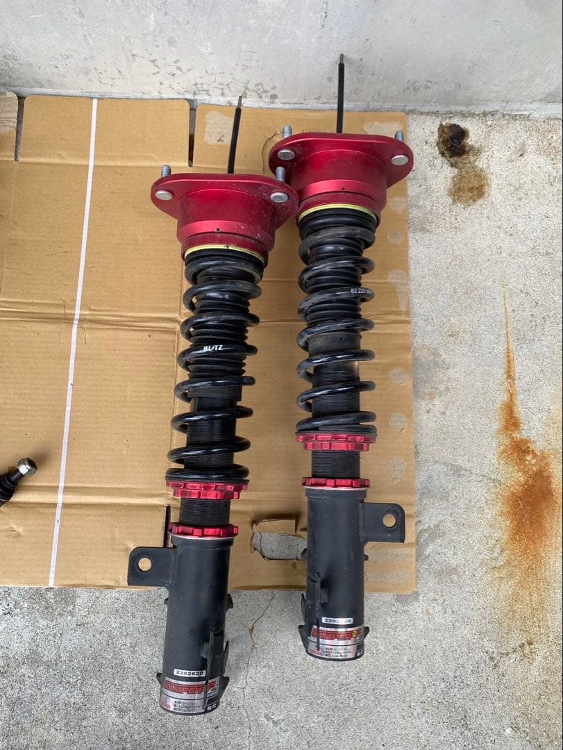 プリウスPHV(ZVW52)サスペンションキット 一式 2202520