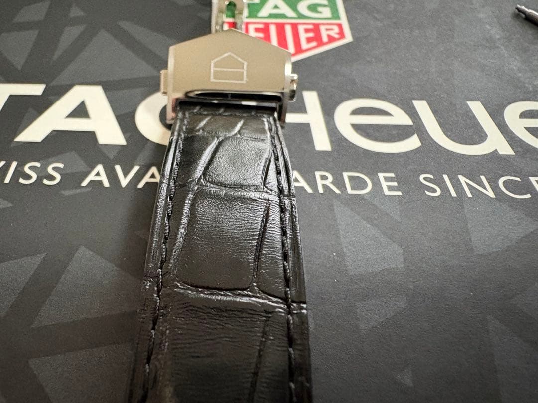 タグ・ホイヤー カレラ ブラック アリゲーターストラップ　Dバックル　革ベルト