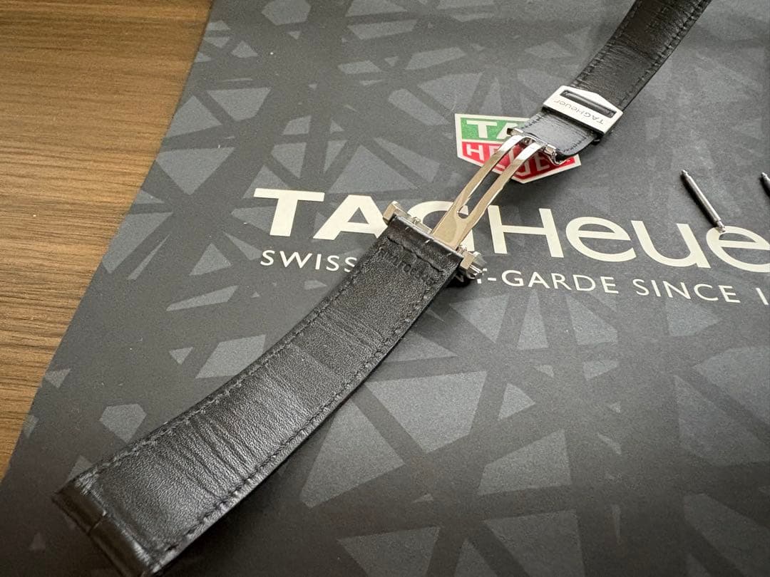 タグ・ホイヤー カレラ ブラック アリゲーターストラップ　Dバックル　革ベルト