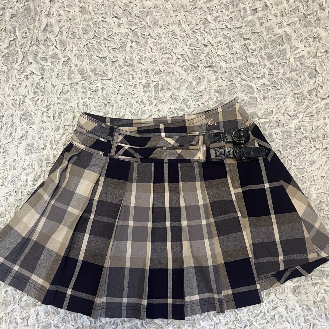 牛革ベルト【BURBERRY バーバリーブルーレーベル】プリーツスカート ミニ