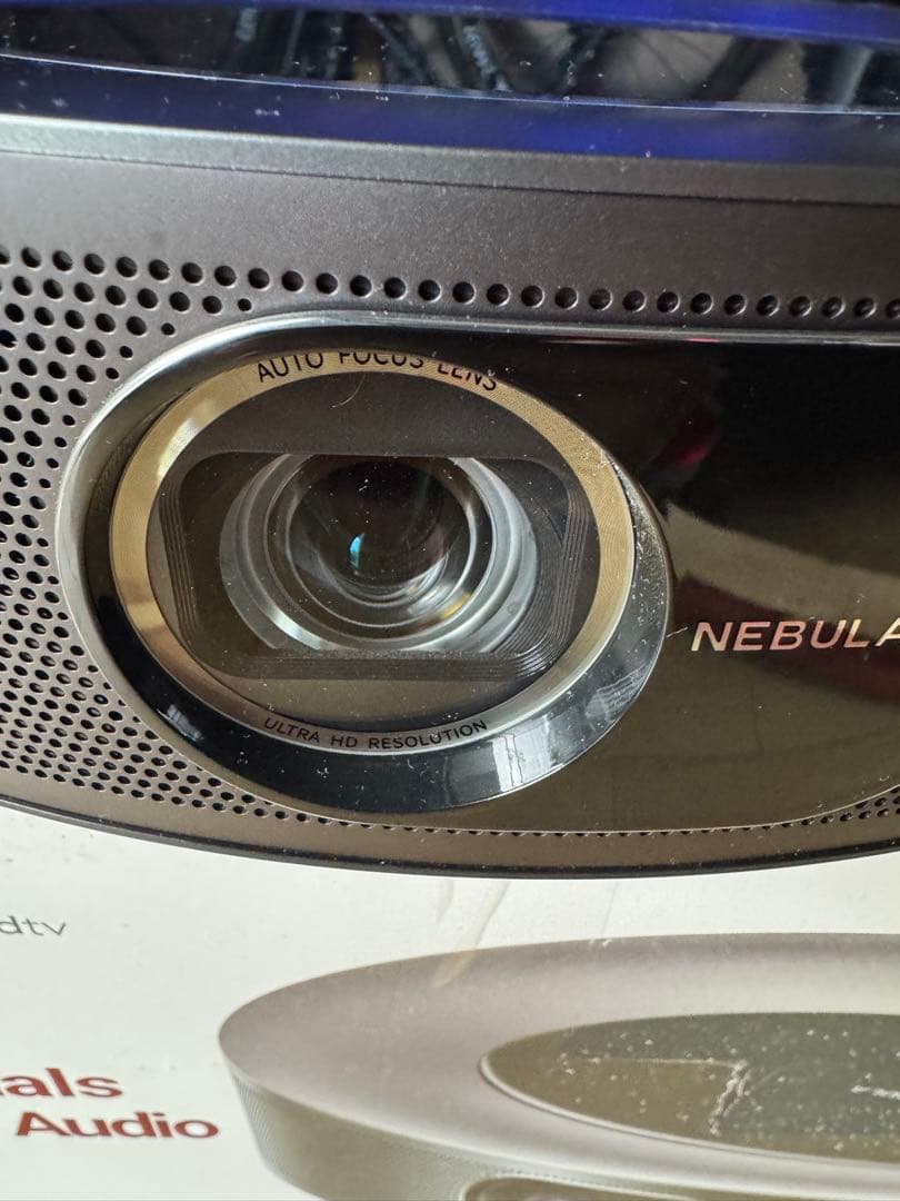 プロジェクター NEBULA Cosmos Max