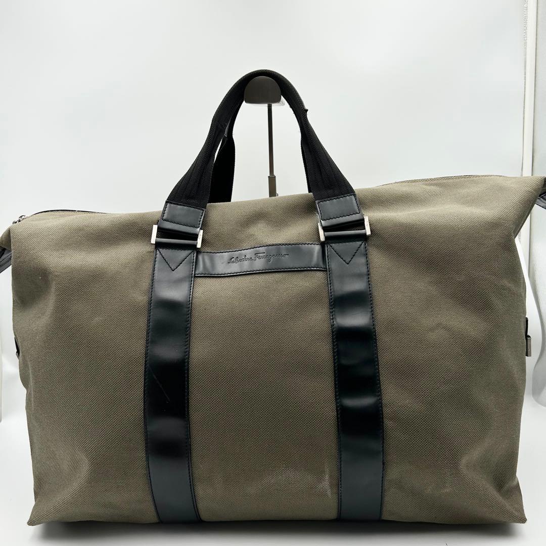 希少✨ フェラガモ ボストンバッグ 2way レザー 斜め掛け 大容量 ロゴ