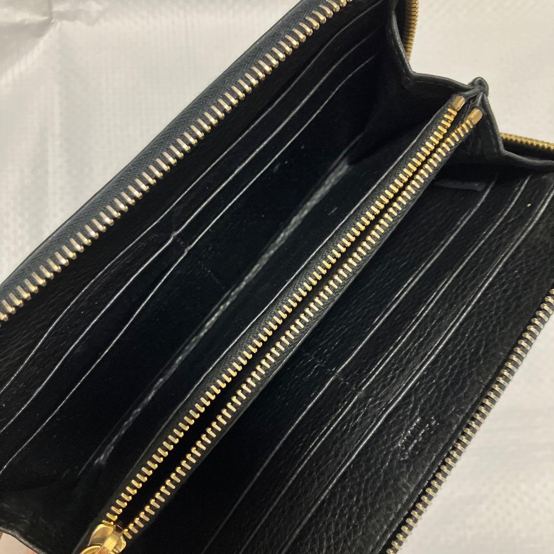 PRADA プラダ　長財布