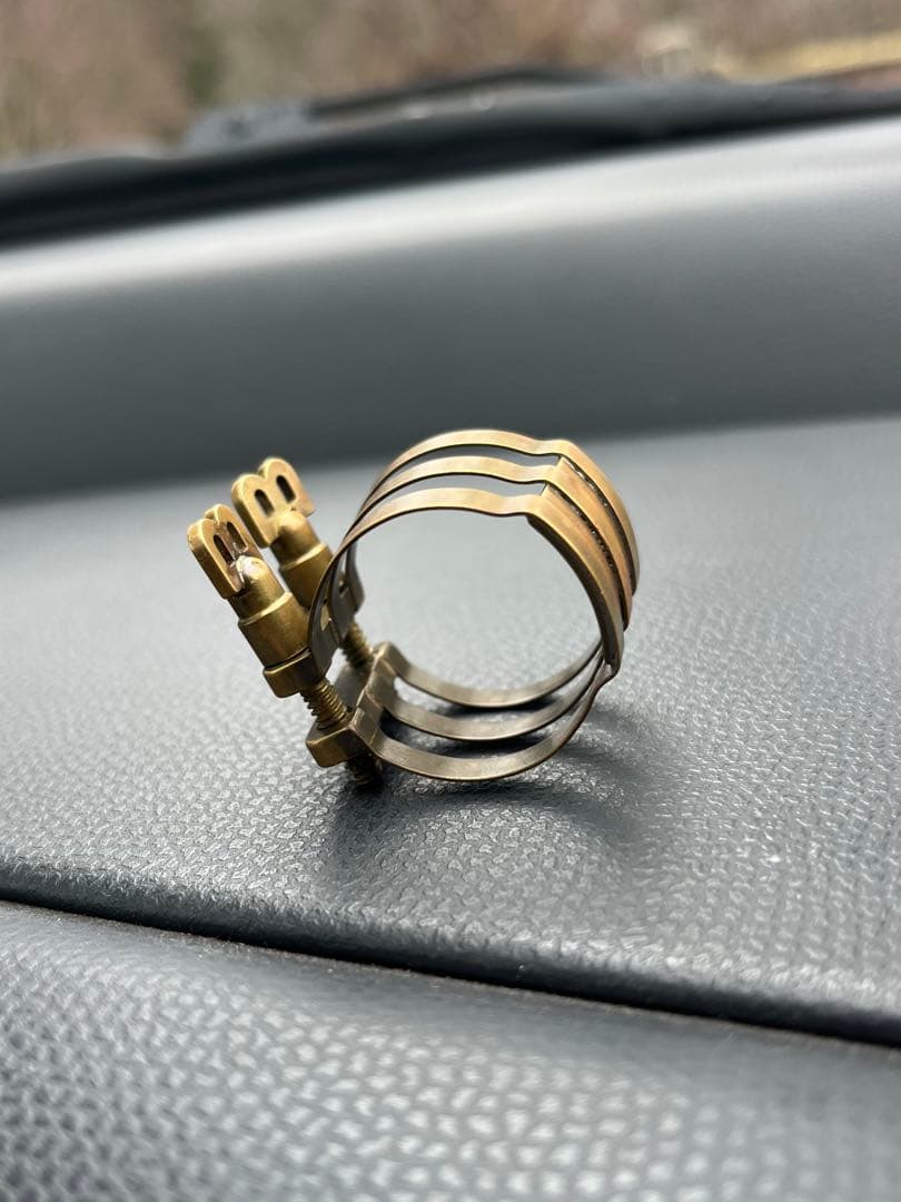 エコーブラス リガチャー アルトサックス ブリルハート