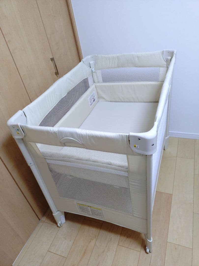 アップリカ ココネル エアー AB　ベビーベッド