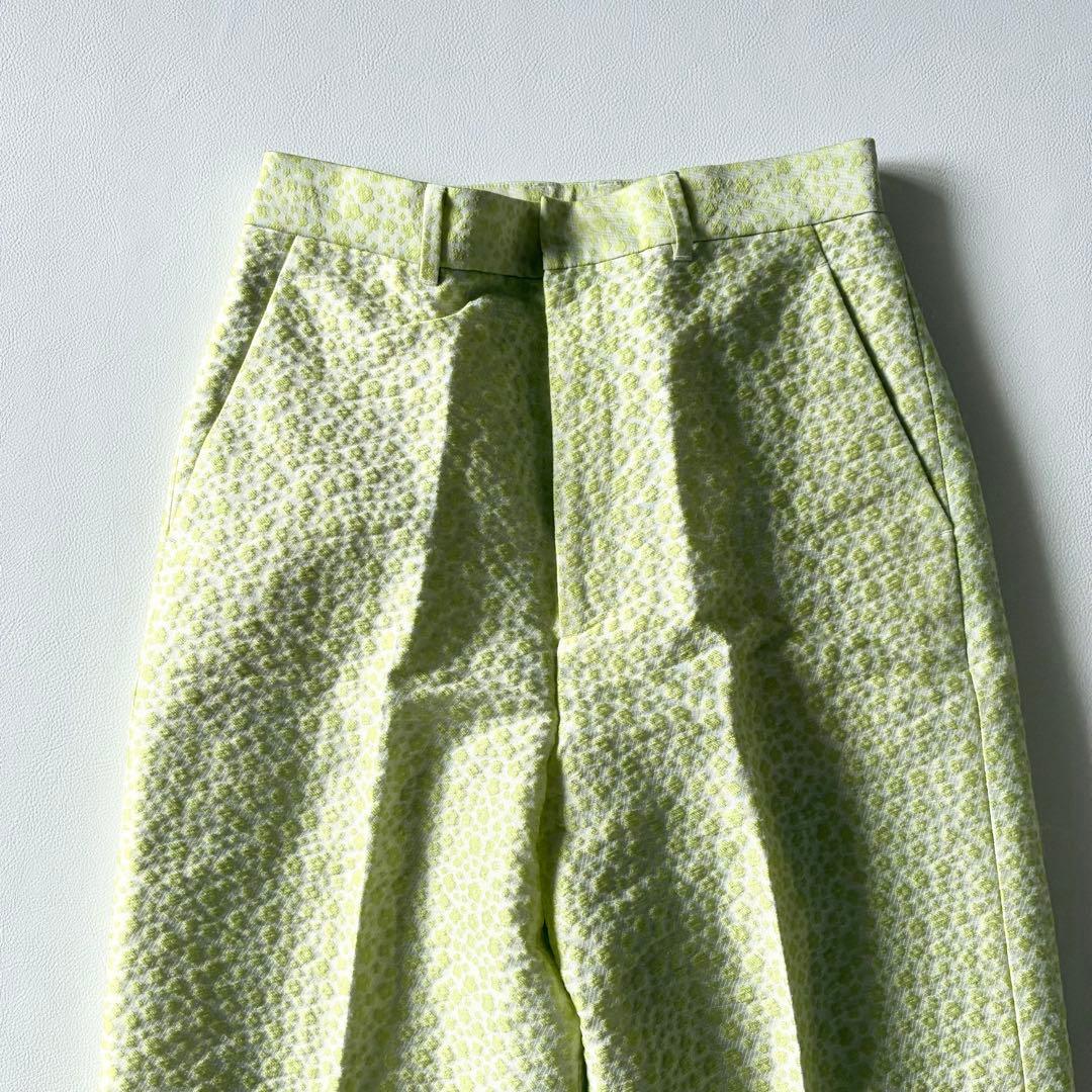 6(ROKU) ビューティ&ユース　ジャガードパンツ　センタープレス　小花模様