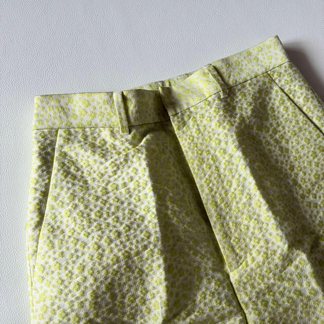 6(ROKU) ビューティ&ユース　ジャガードパンツ　センタープレス　小花模様