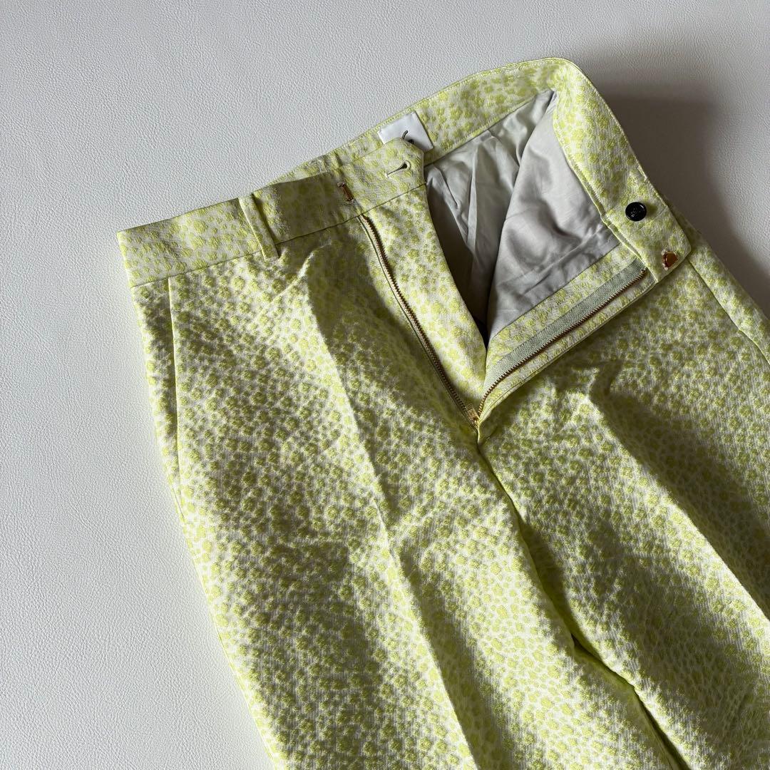 6(ROKU) ビューティ&ユース　ジャガードパンツ　センタープレス　小花模様