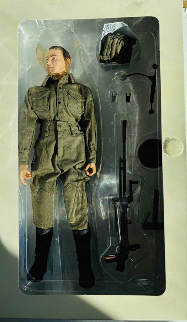 ドラゴンモデルズ　ソビエト赤軍第133戦車旅団　走行車両乗員ブカエフ