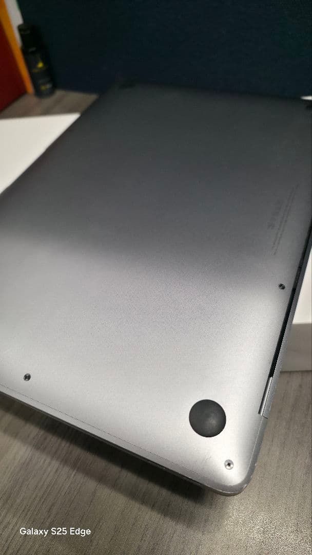 Apple MacBook Air 使用頻度少