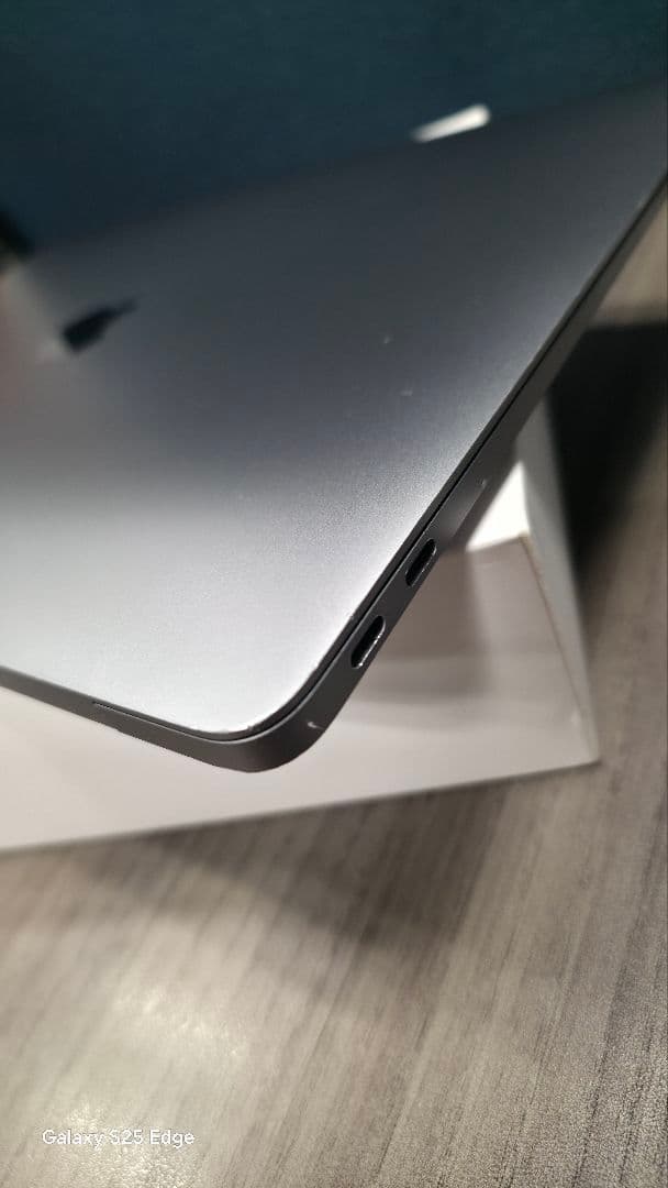 Apple MacBook Air 使用頻度少