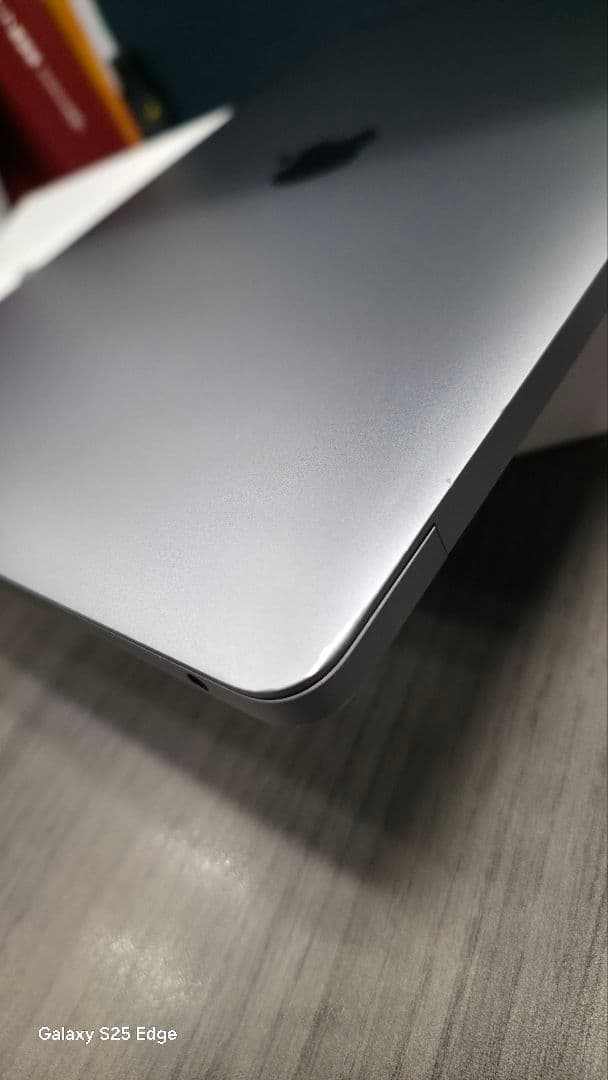 Apple MacBook Air 使用頻度少