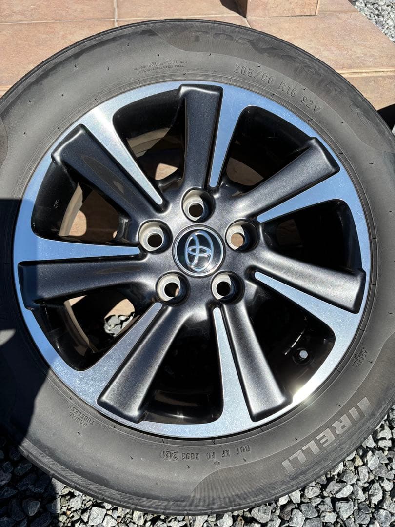 ヴォクシー 純正ホイールセット