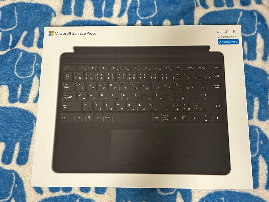 Microsoft Surface Pro 8 core i5キーボードカバー付