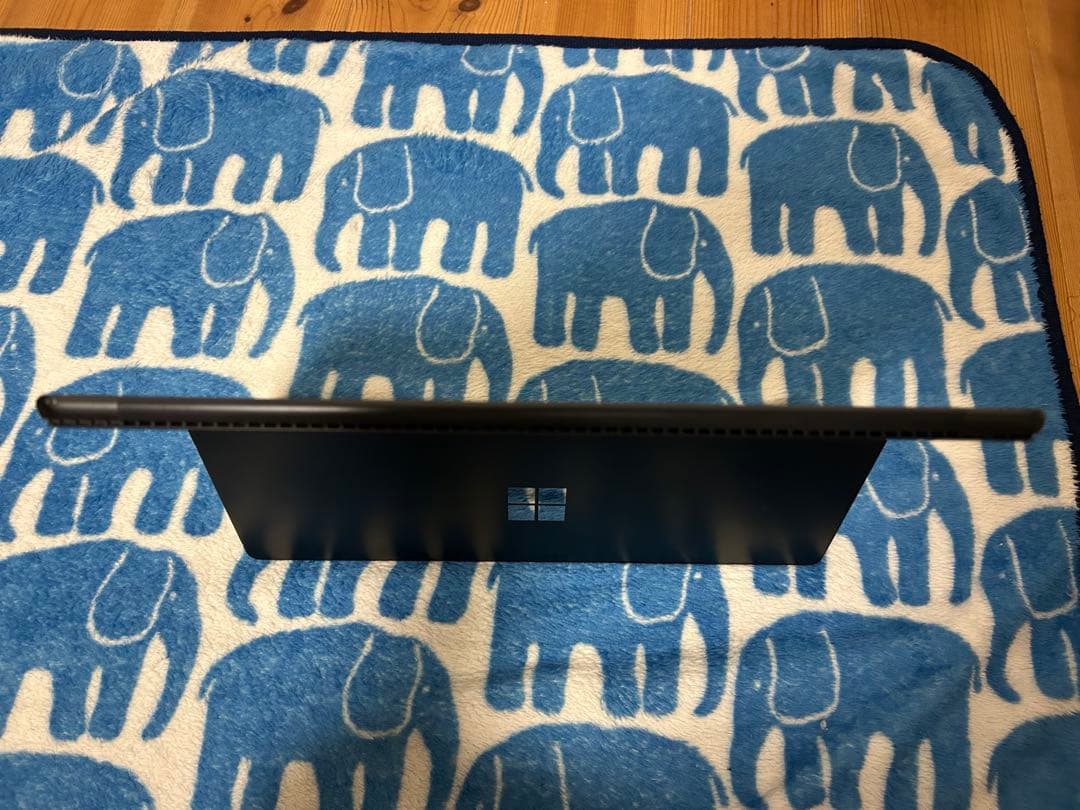 Microsoft Surface Pro 8 core i5キーボードカバー付