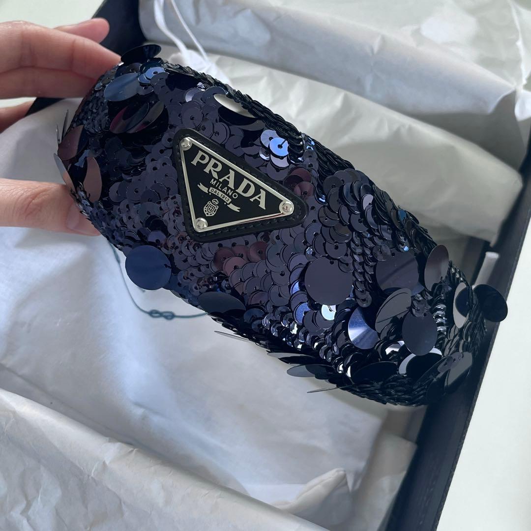 PRADA ブラック スパンコール ヘアバンド