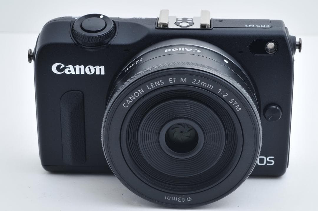 ■新品級■ Canon EOS M2 トリプルレンズキット≪付属品完備≫