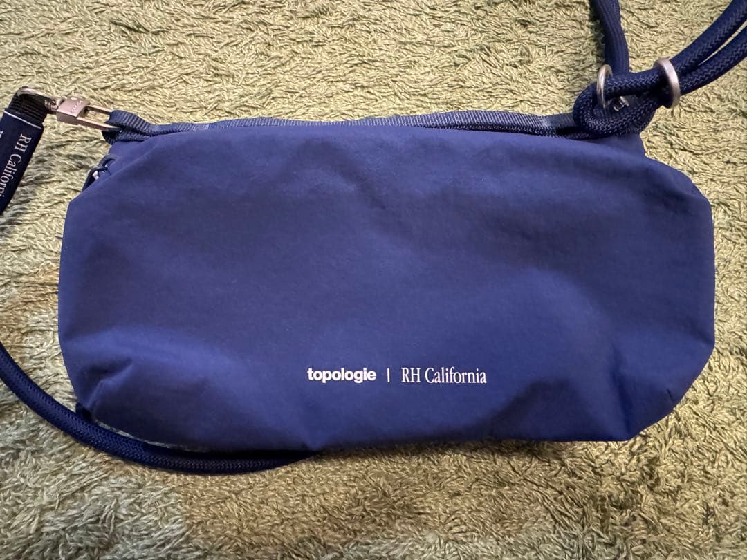 topologie サコッシュ ネイビー RH California