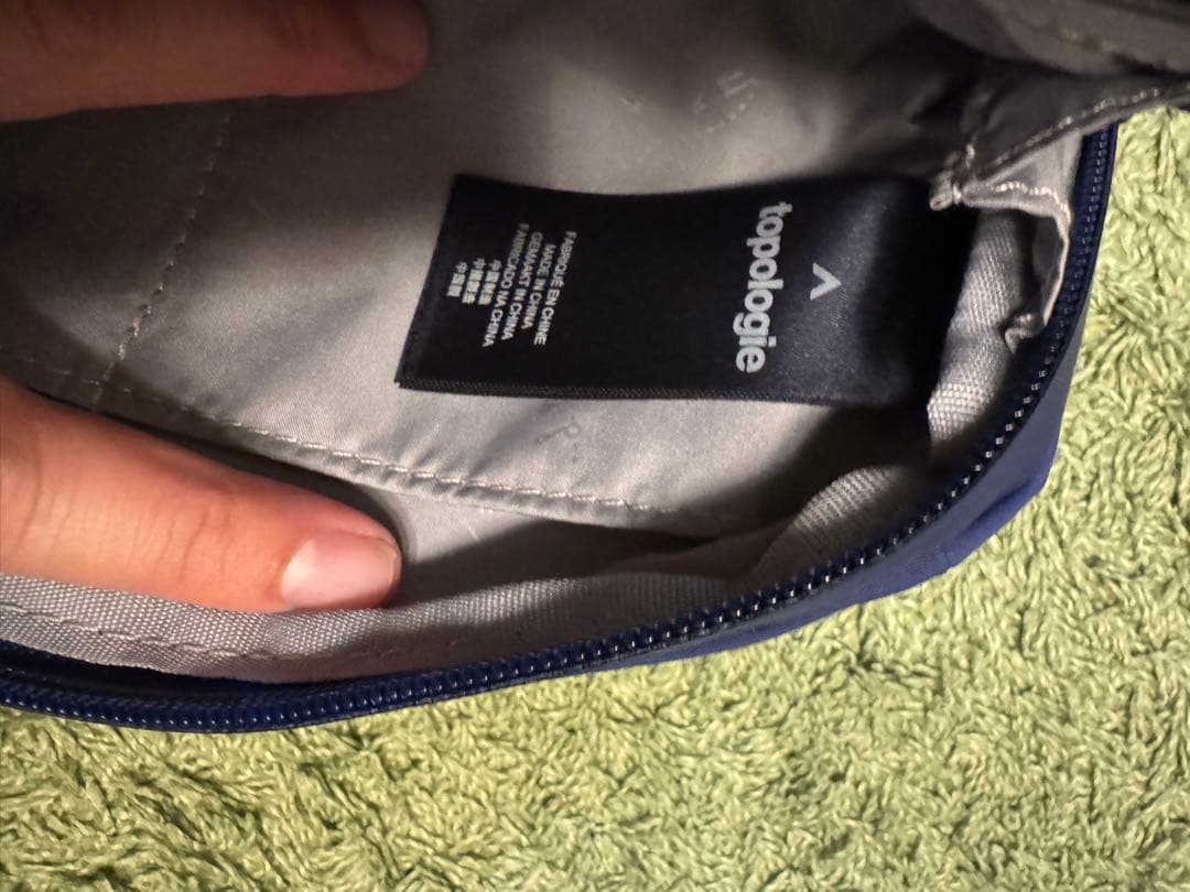 topologie サコッシュ ネイビー RH California