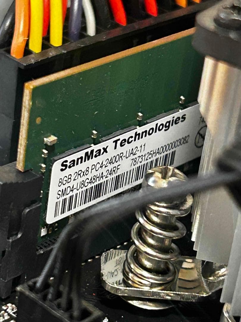 大幅値下　デスクトップPC i3-8100 メモリ８BG iiyama 動作確認