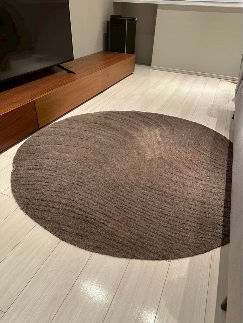 【BoConcept】Furrow 曲線美 波形立体カットラウンドラグ ブラウン