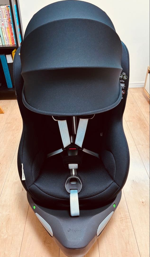 シローナ Gi i-Size/ムーンブラックプラス