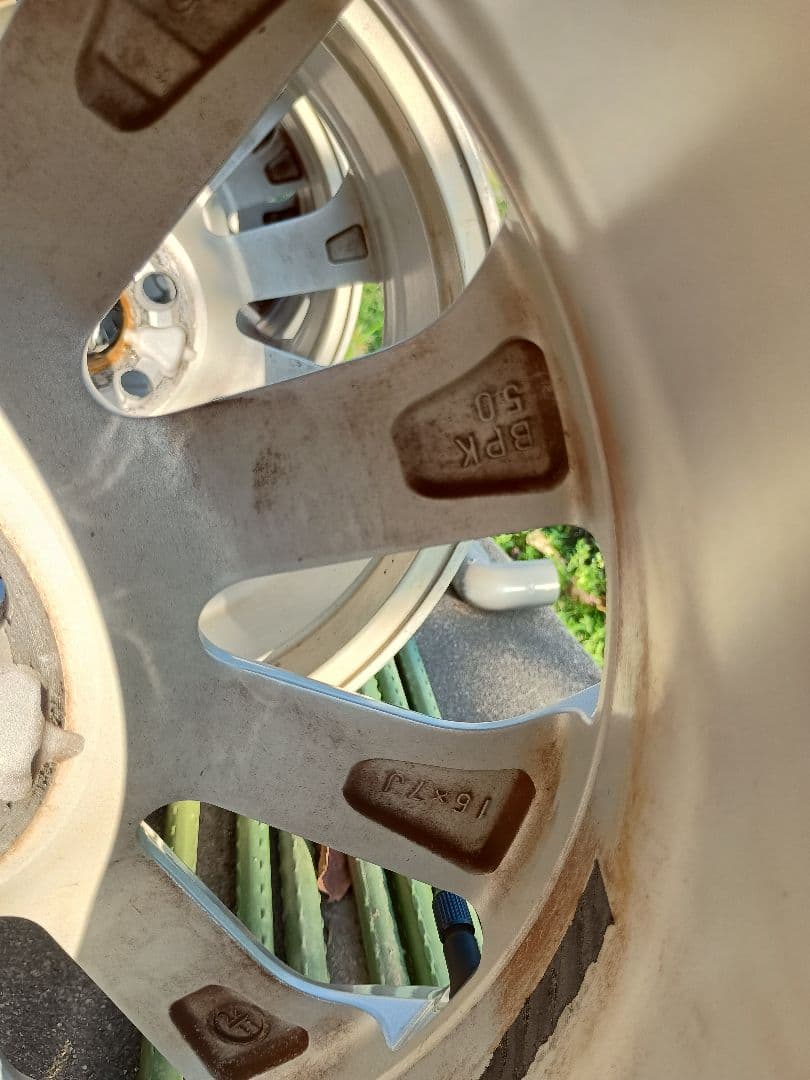 トヨタ 16インチ カローラツーリング純正ホイール