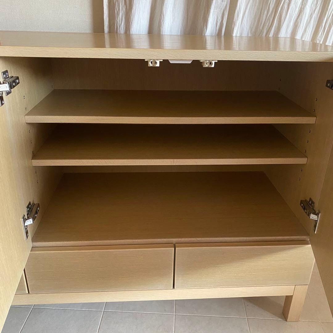 北欧　キャビネット　サイドボード　オーク　モダン　インテリア　家具　脚付き　美品