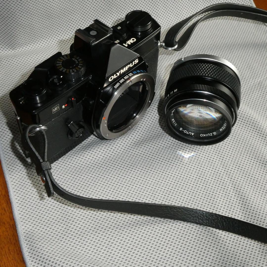 美品　OLYMPUS OM-1 一眼レフカメラ 50mm F1.4レンズ付き