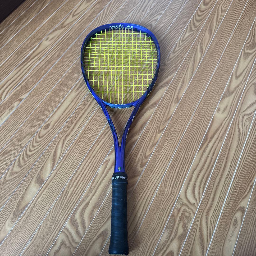 YONEX テニスラケット 紫色