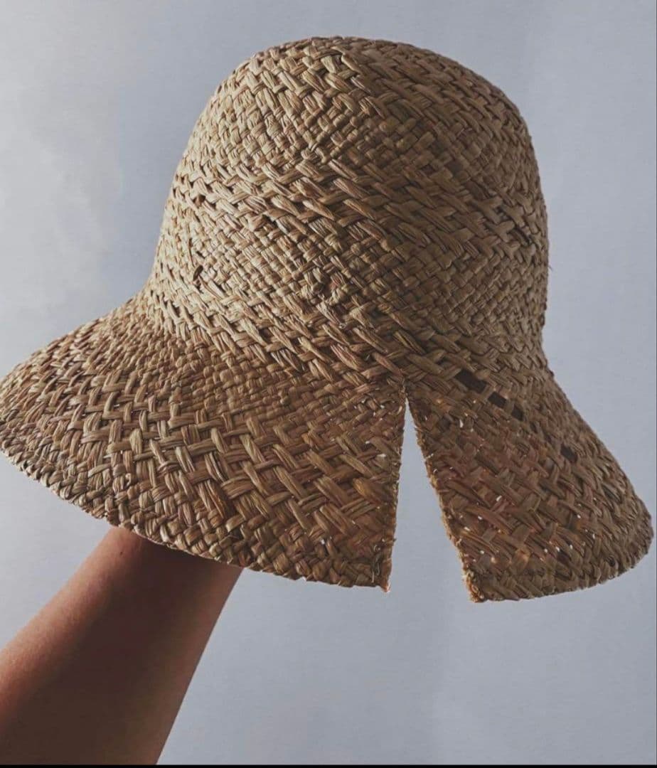 ETRE TOKYO ×marihoja コラボハットとバルーンパンツ