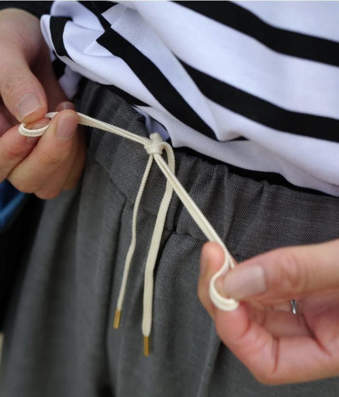 OUR／涼しくはけるテーパードパンツ ライトグレー