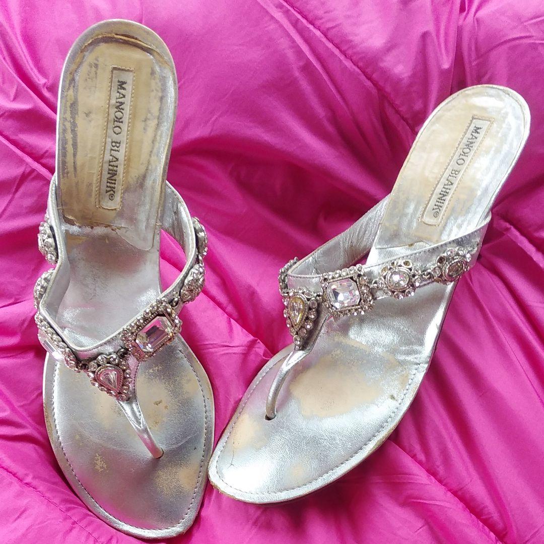 み*い様 マノロブラニク　ビシューが豪華な靴