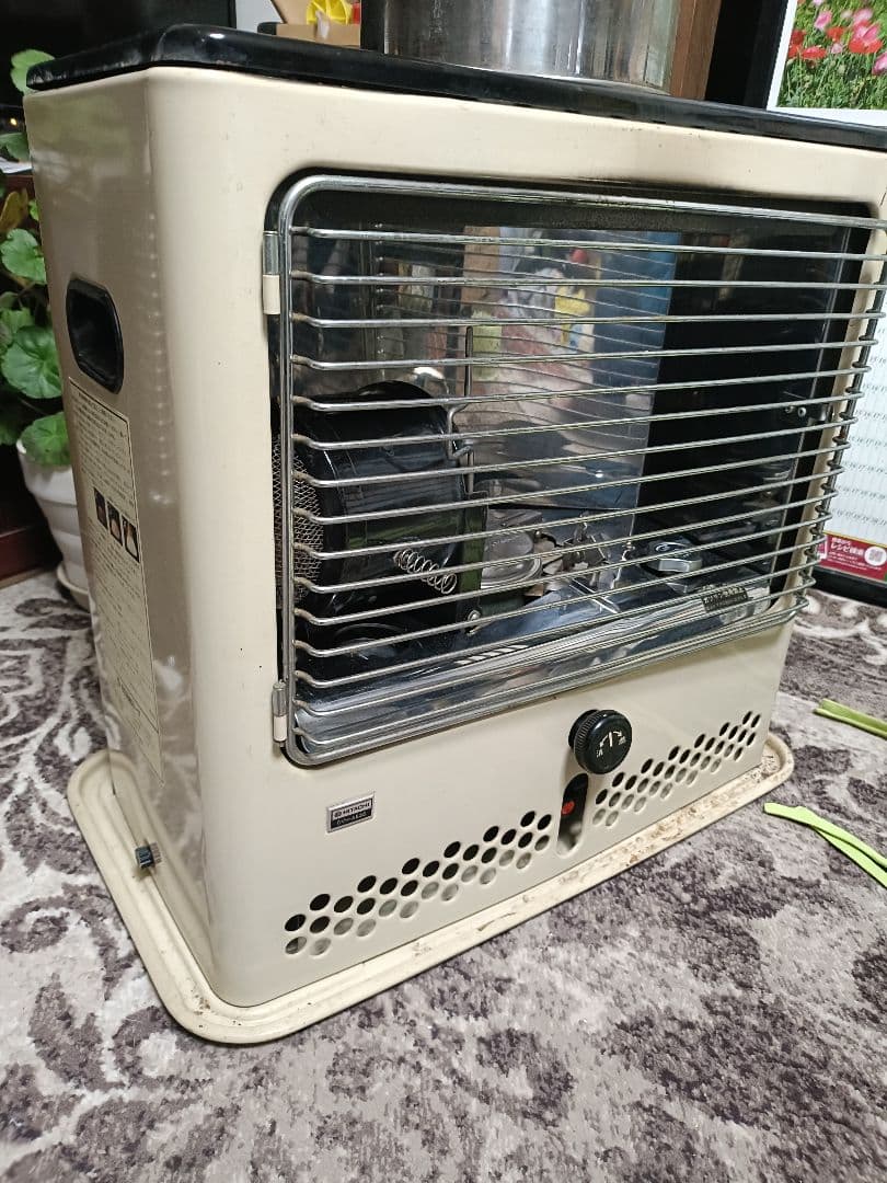 HITACHI 石油ストーブ OVH-A530 ベージュ