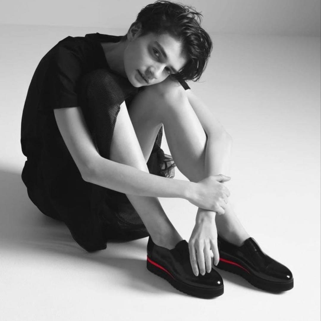 美品THE ONITSUKA SLIP ON 24.5 ブラック ローファー