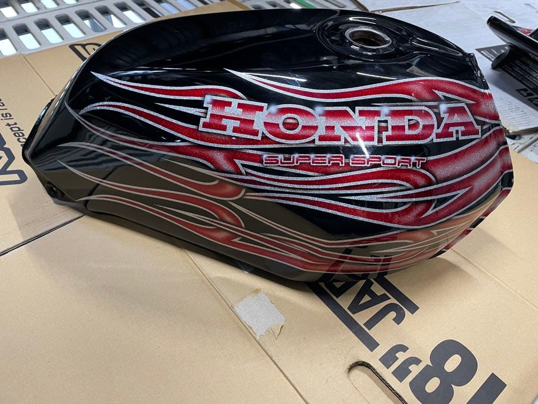 CBX400F 外装　タンク　アルフィン　BEET nc07 CBX550F