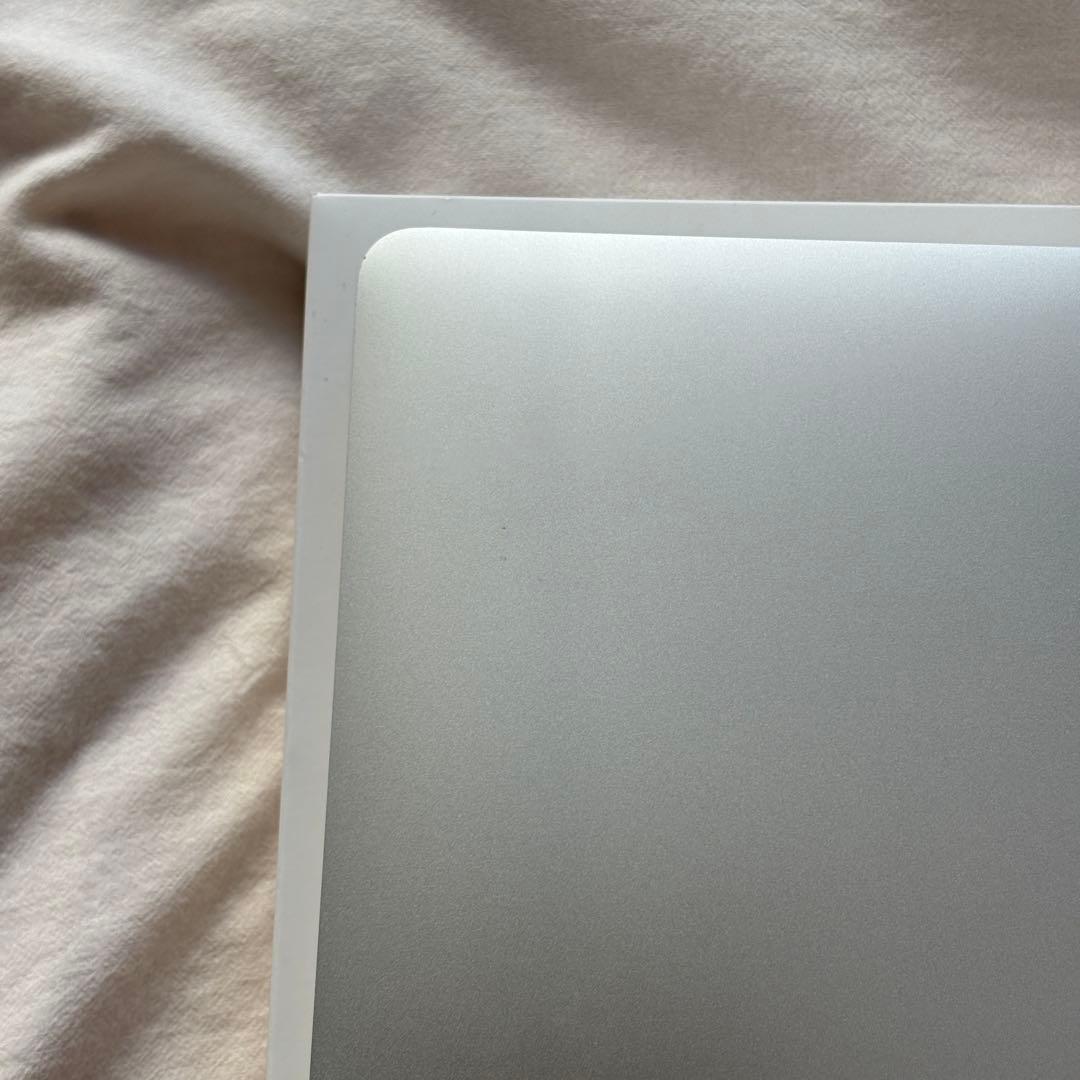 MacBook Air M1 8GB 256GB シルバー