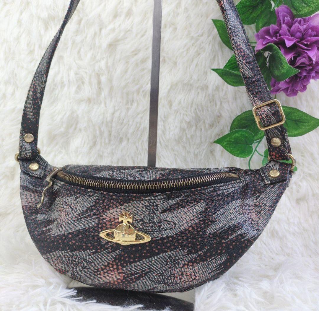 美品✨ヴィヴィアンウエストウッド ボディバッグ 総柄 ゴールド オーブ 2way