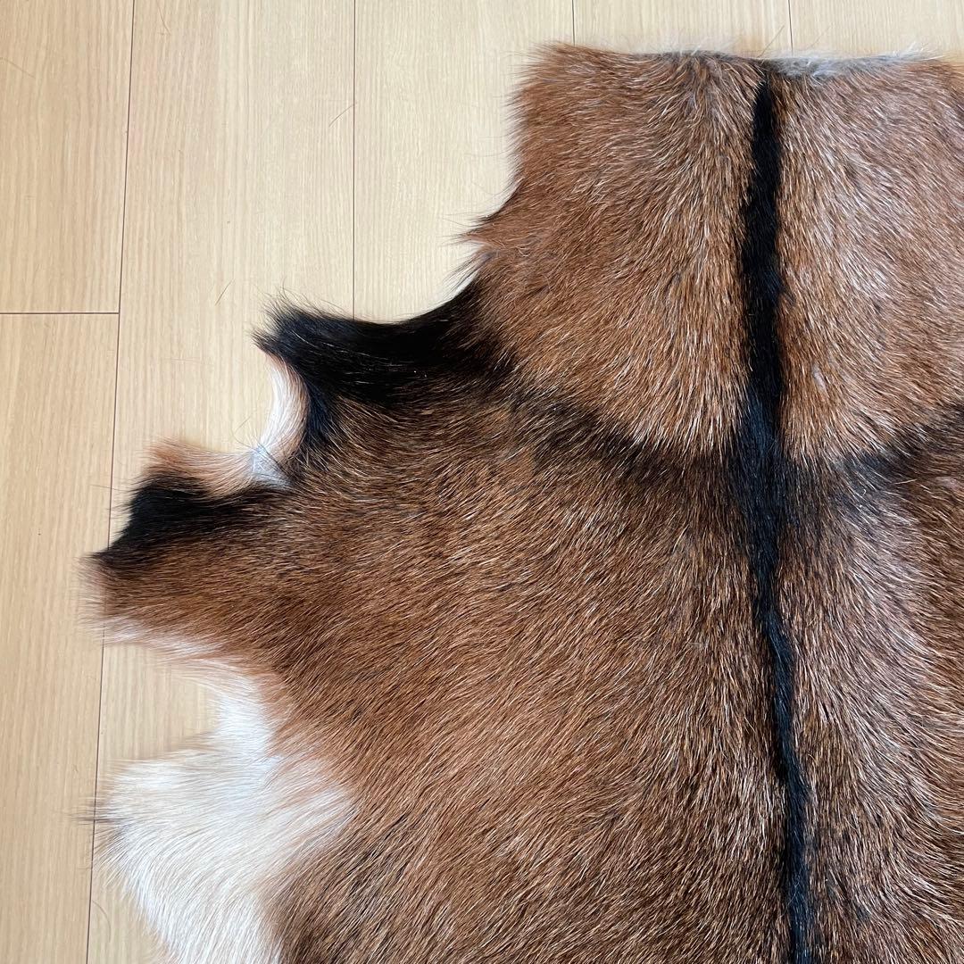 天然山羊毛皮 ヤギ皮 カーペット マット 本革 115*83cm