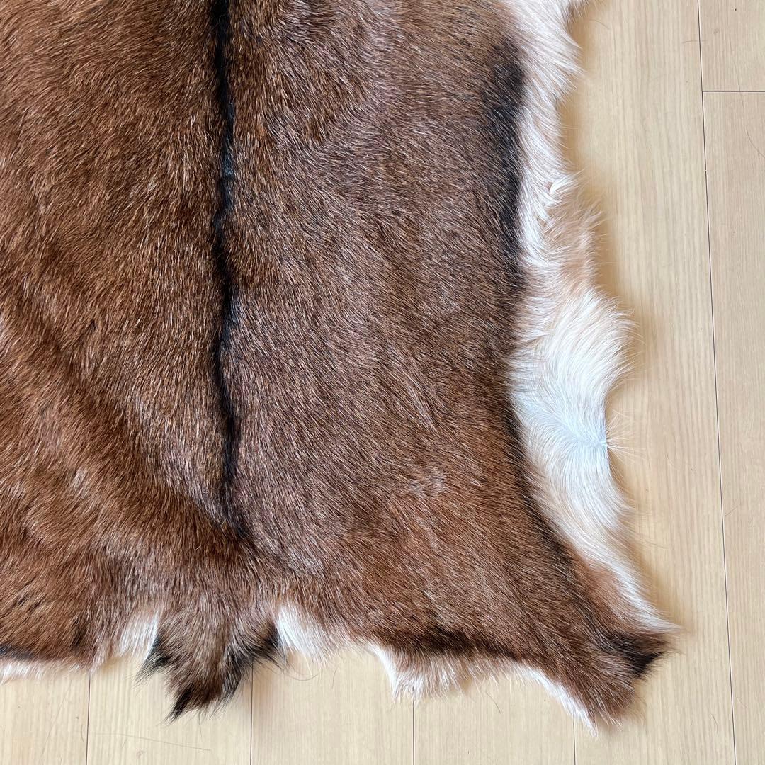 天然山羊毛皮 ヤギ皮 カーペット マット 本革 115*83cm