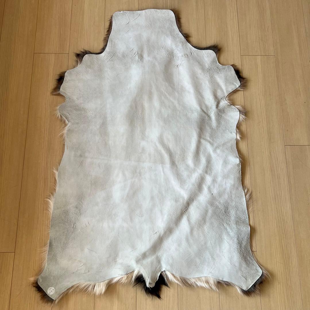 天然山羊毛皮 ヤギ皮 カーペット マット 本革 115*83cm