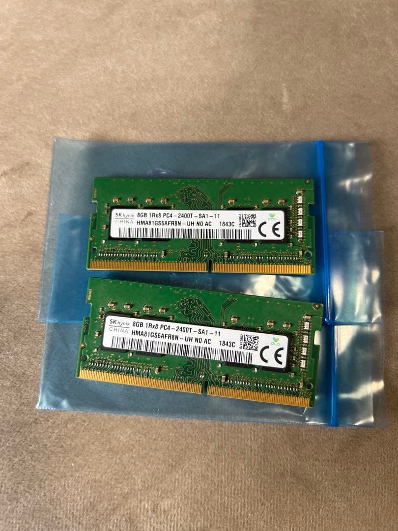 SK Hynix 16GB(8x2) DDR4 メモリ 2400Mhz