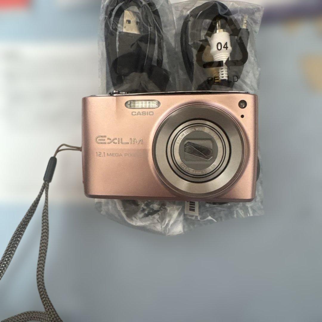 ゆ*う様 CASIO EXILIM EX-Z400 ピンク コンパクト デジタル