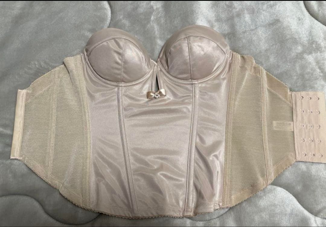 bridal bloom ブライダルインナー セット　ベージュ c65 Sサイズ